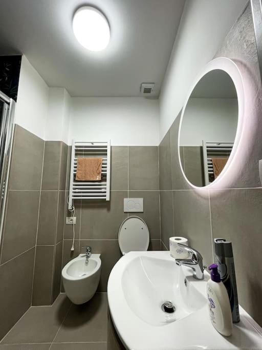 III - Cozy Single Room A Milan Luaran gambar