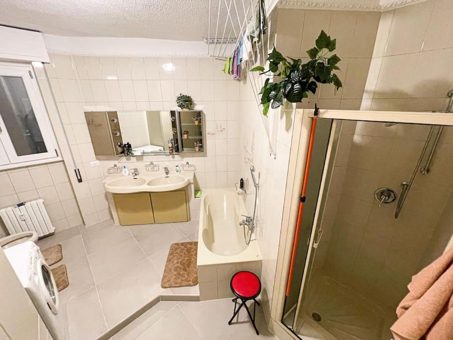 III - Cozy Single Room A Milan Luaran gambar